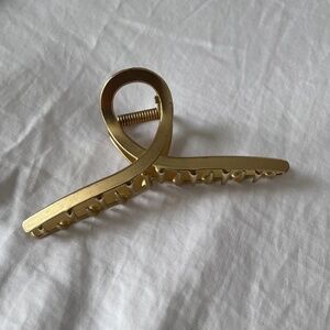 Gold claw clips